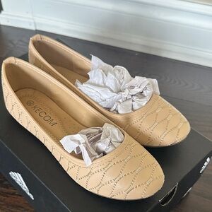 Brand new women’s ballet flats shoes slip on